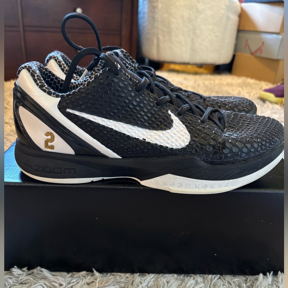 Worn Kobe 6 Mambacita Sweet 16 in Men’s Size 11